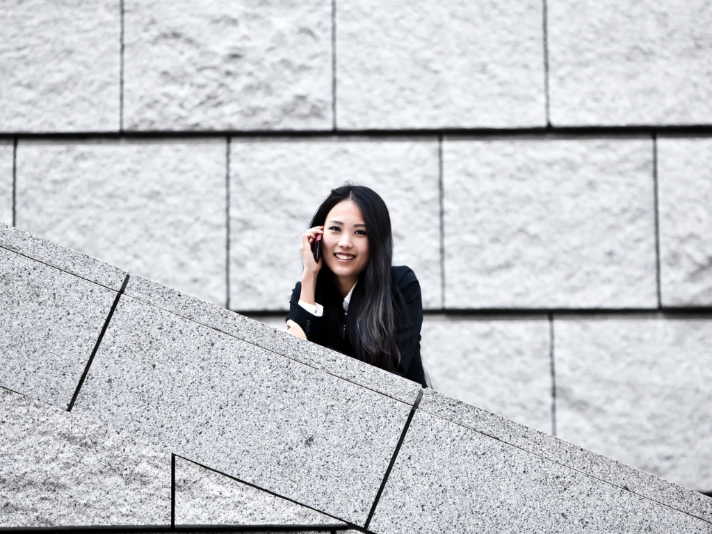 businesswoman-smartphone-call-outside