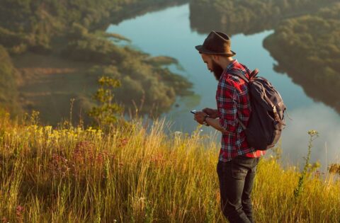 Global connectivitiy for travelers